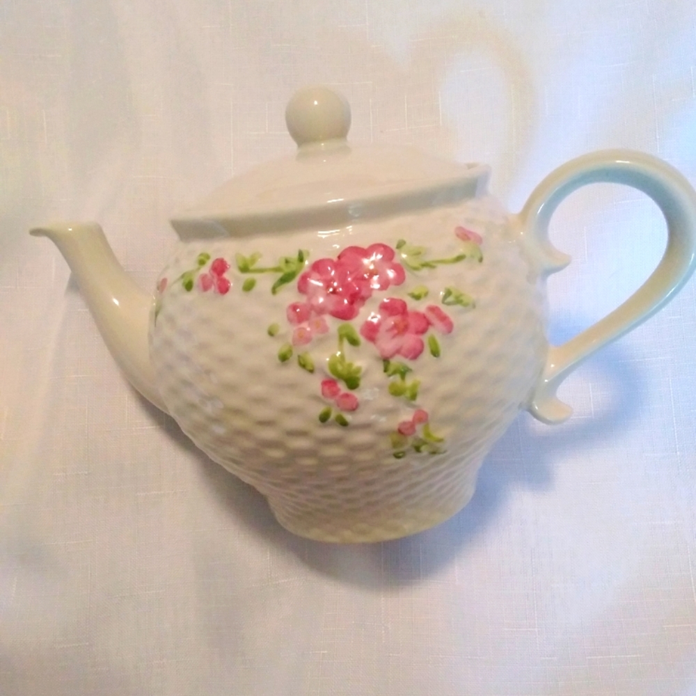 Vintage 1985 Teleflora Floral Teapot